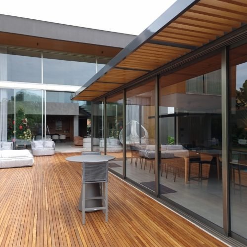 57477e3116726f83ab34a20e4c69da64